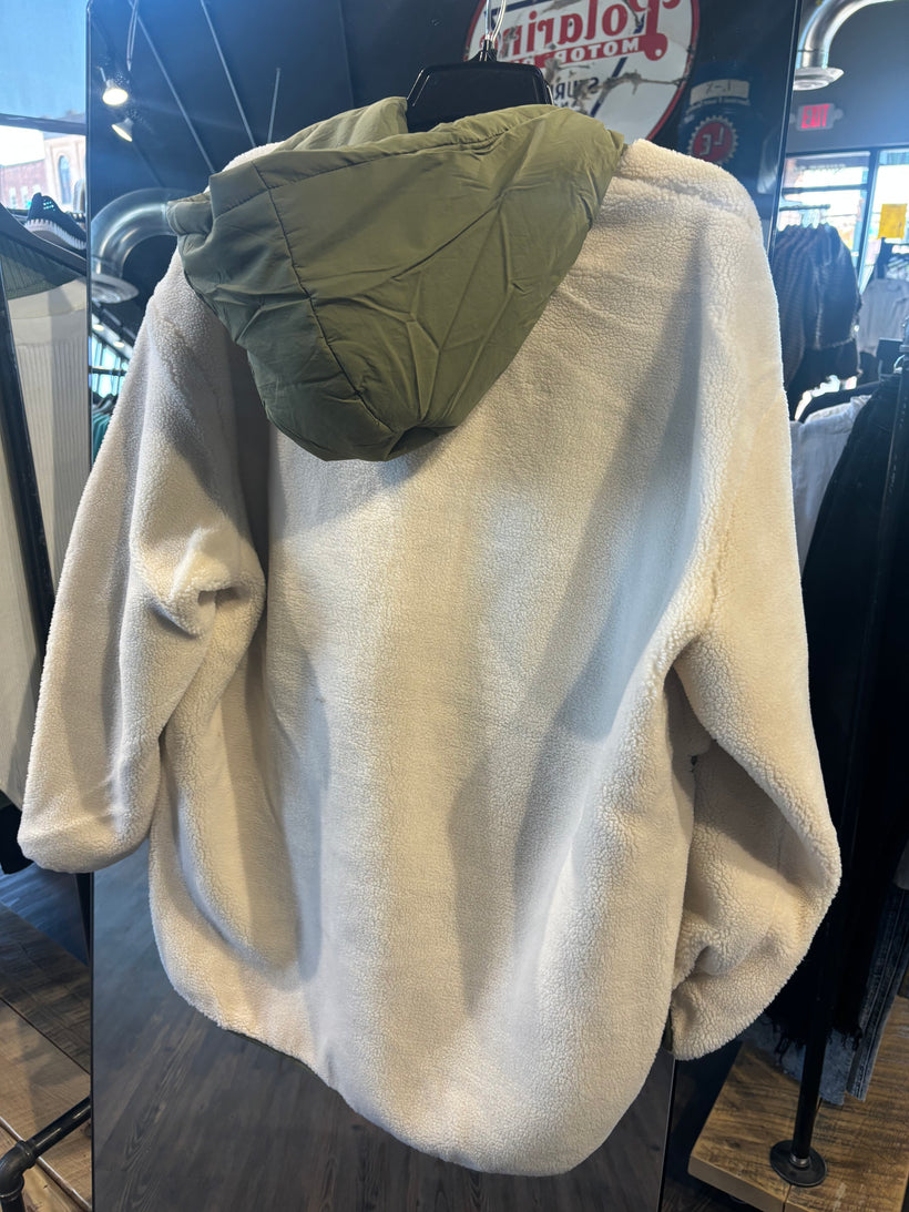 Lili Sidonio Off White Green Quilted Jacket – Graif Clothing