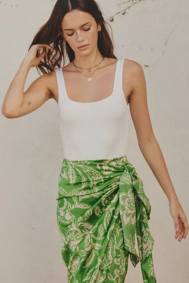 Dress Forum Sleeveless knit double layered ivory bodysuit