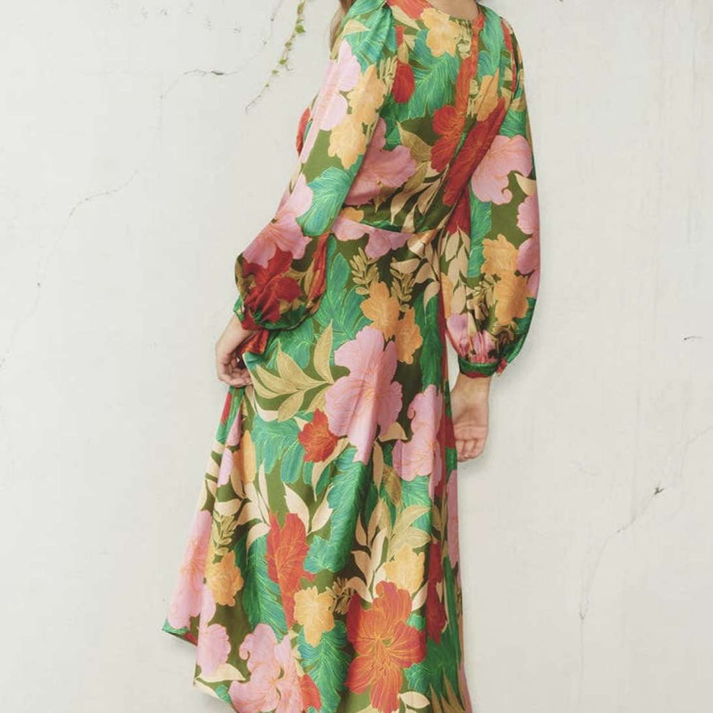 Green floral satin O ring midi dress M Green floral satin O ring midi dress M
