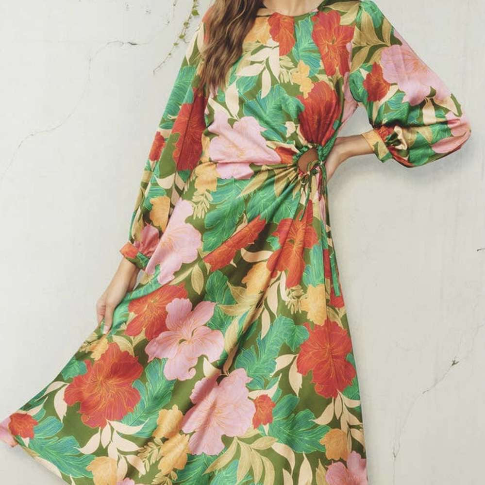 Green floral satin O ring midi dress M Green floral satin O ring midi dress M
